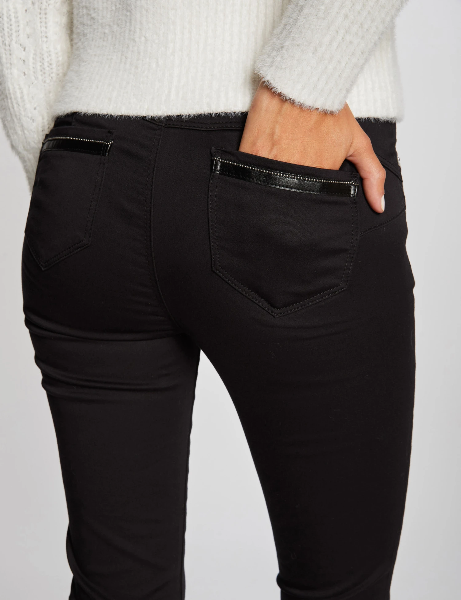 Pantalon Slim Taille Standard Noir Femme – Image 5