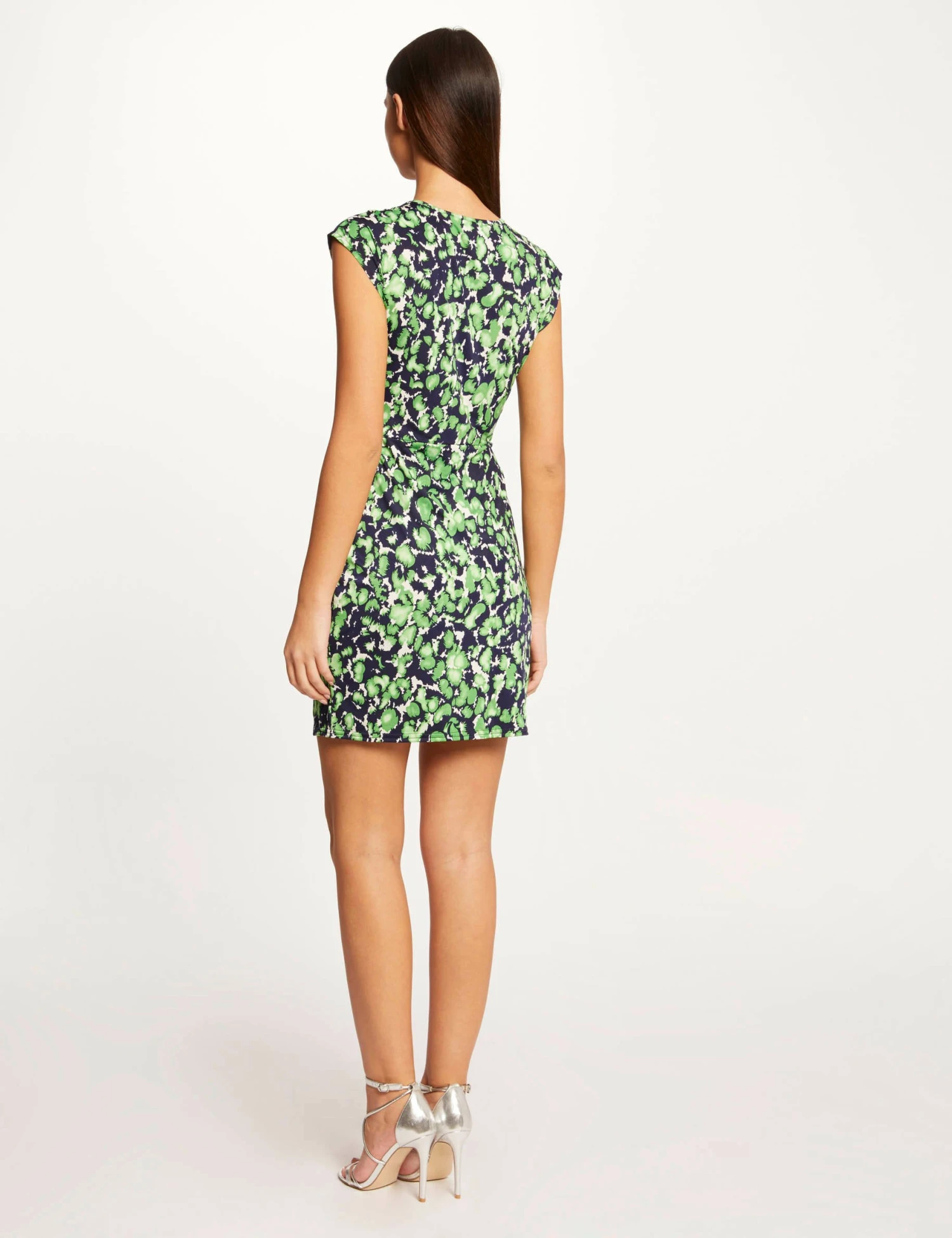 Robe Ajustée Drapée Imprimé Abstrait Vert Femme – Image 2