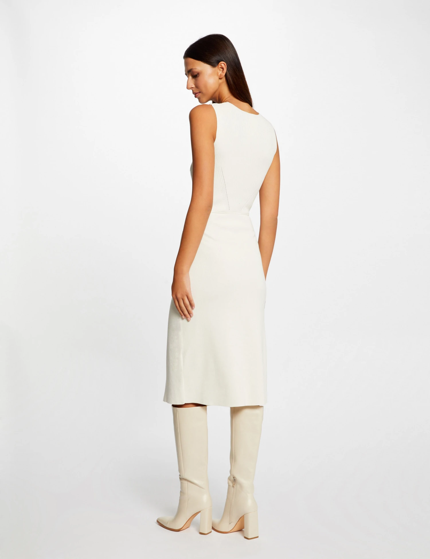 Robe Pull Midi Ajustée Col En V Ivoire Femme – Image 2