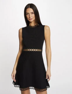 Robe Pull Patineuse Bandes Ajourées Noir Femme