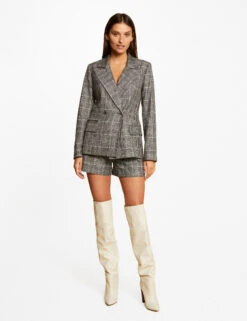 Short City Ajusté à Carreaux Gris Moyen Femme