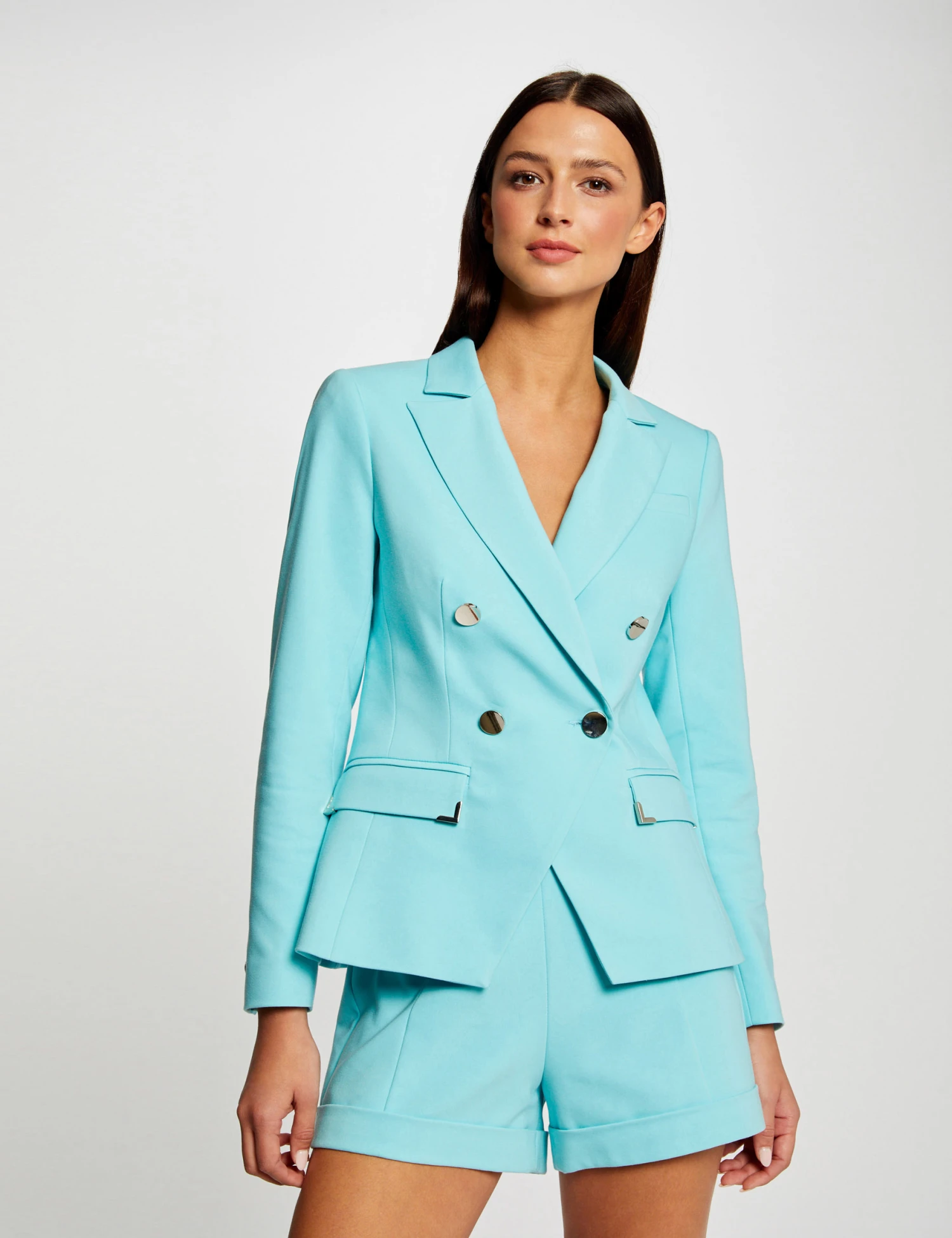 Short City Droit Ornements Métalliques Bleu Clair Femme – Image 3