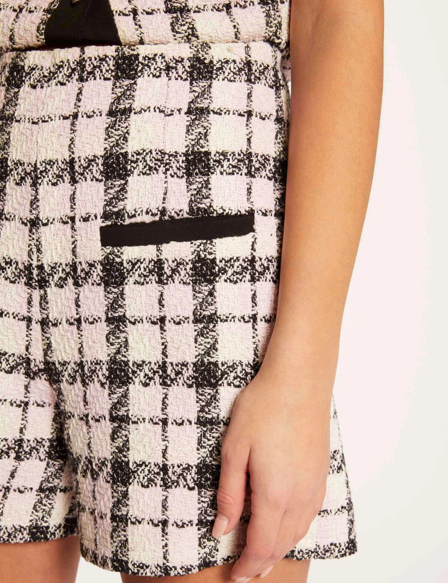 Short Droit à Carreaux Multico Femme – Image 3