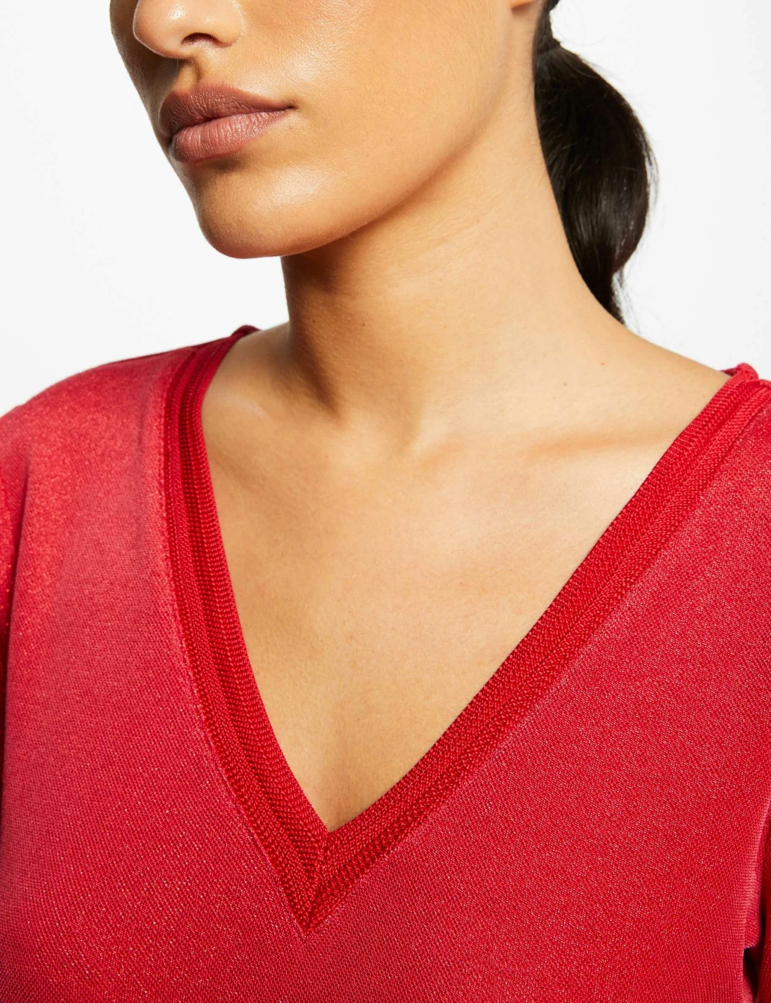 T-shirt Manches Courtes Avec Col En V Framboise Femme – Image 5