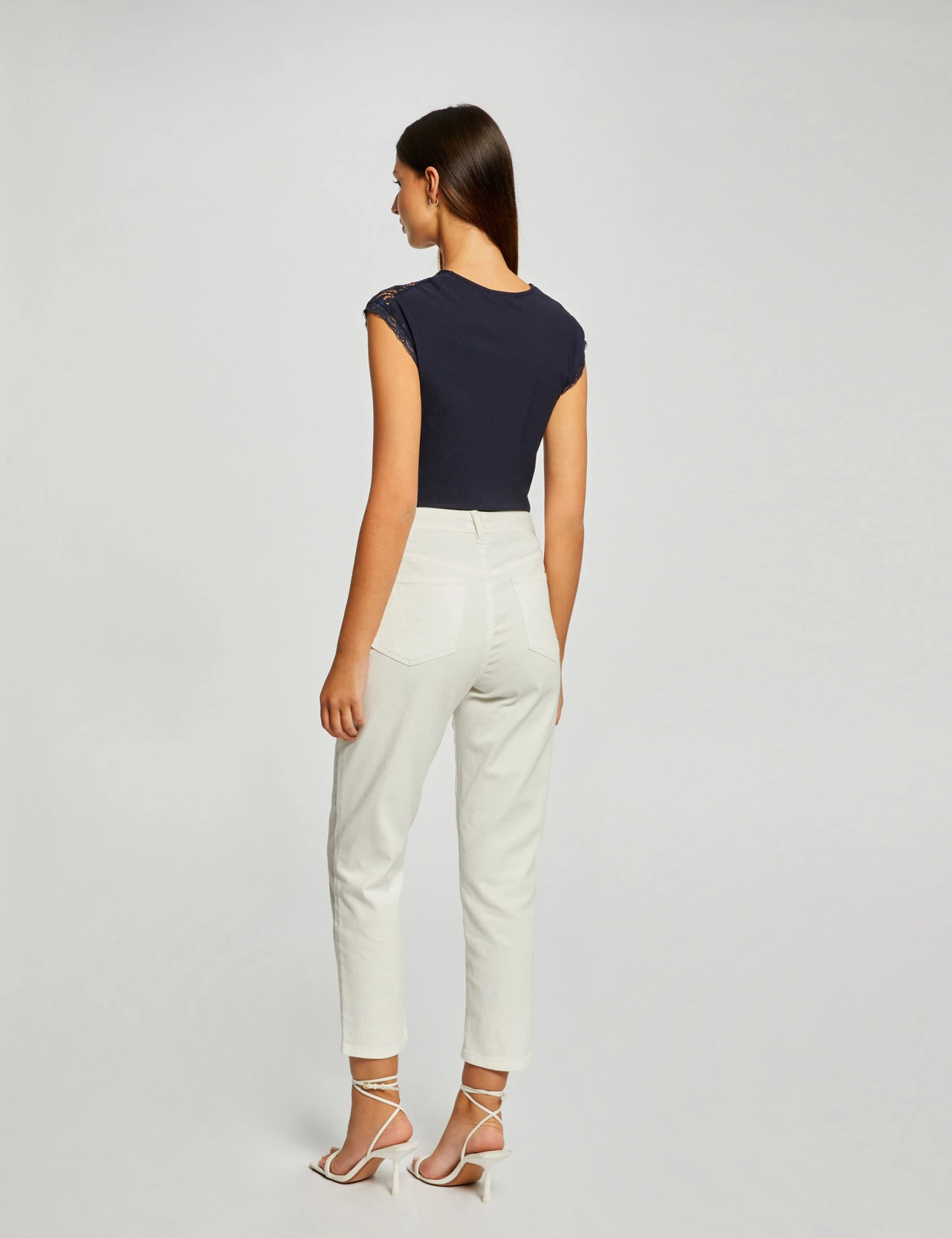 T-shirt Manches Courtes Avec Noeud Marine Femme – Image 2