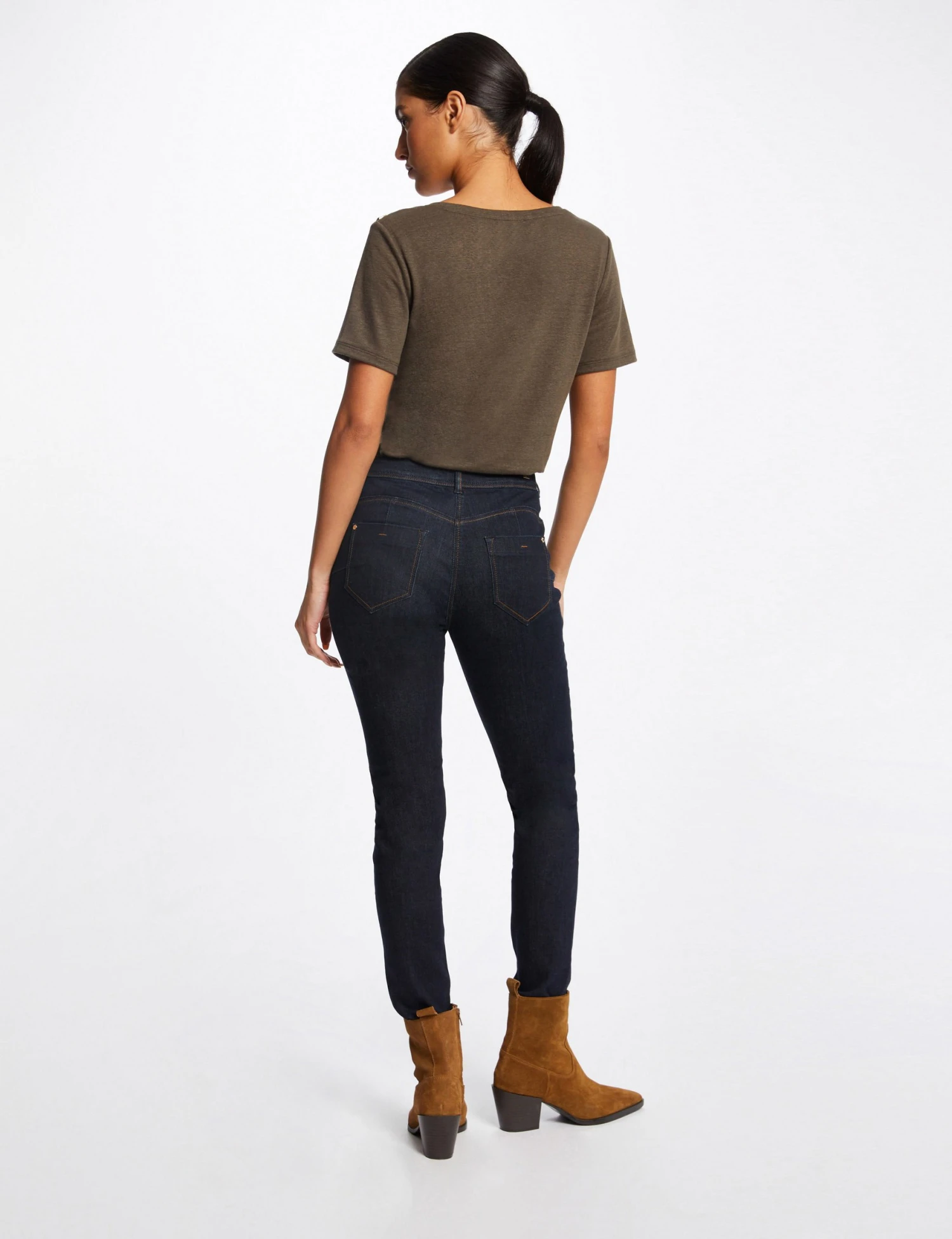 T-shirt Manches Courtes Avec Ornements Vert Kaki Femme – Image 2