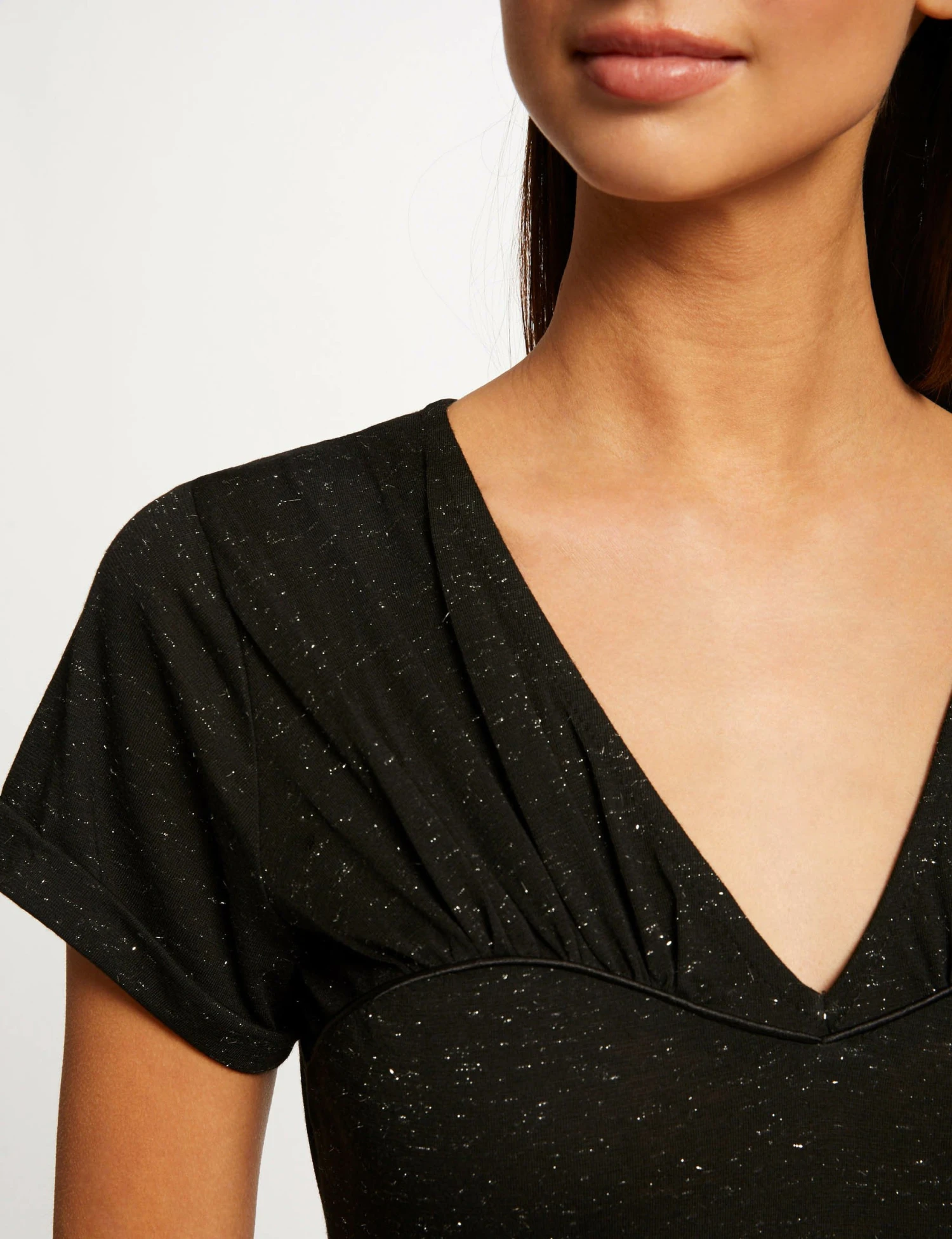 T-shirt Manches Courtes Col En V Noir Femme – Image 5