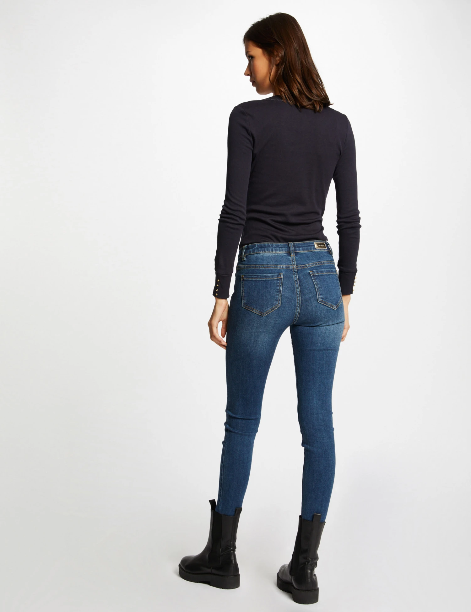 T-shirt Manches Longues Avec Col En V Marine Femme – Image 2